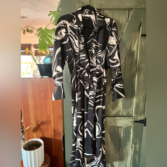 Zara Black & White Silky Dress - Picture 15 of 15